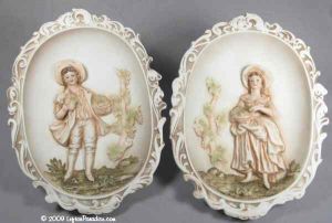 Colonial Couple Picking Grapes - KW6967