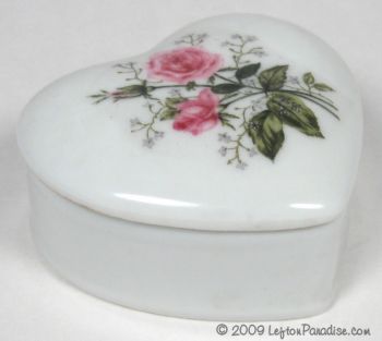 Heart-Shaped Box in French Rose - 3395