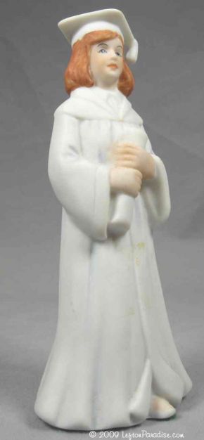 Graduate Figurine, Girl - SRN00236