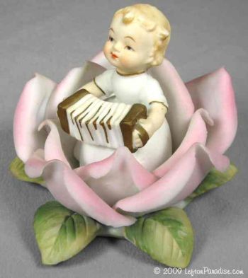Rose Baby figurine  KW1699N-A